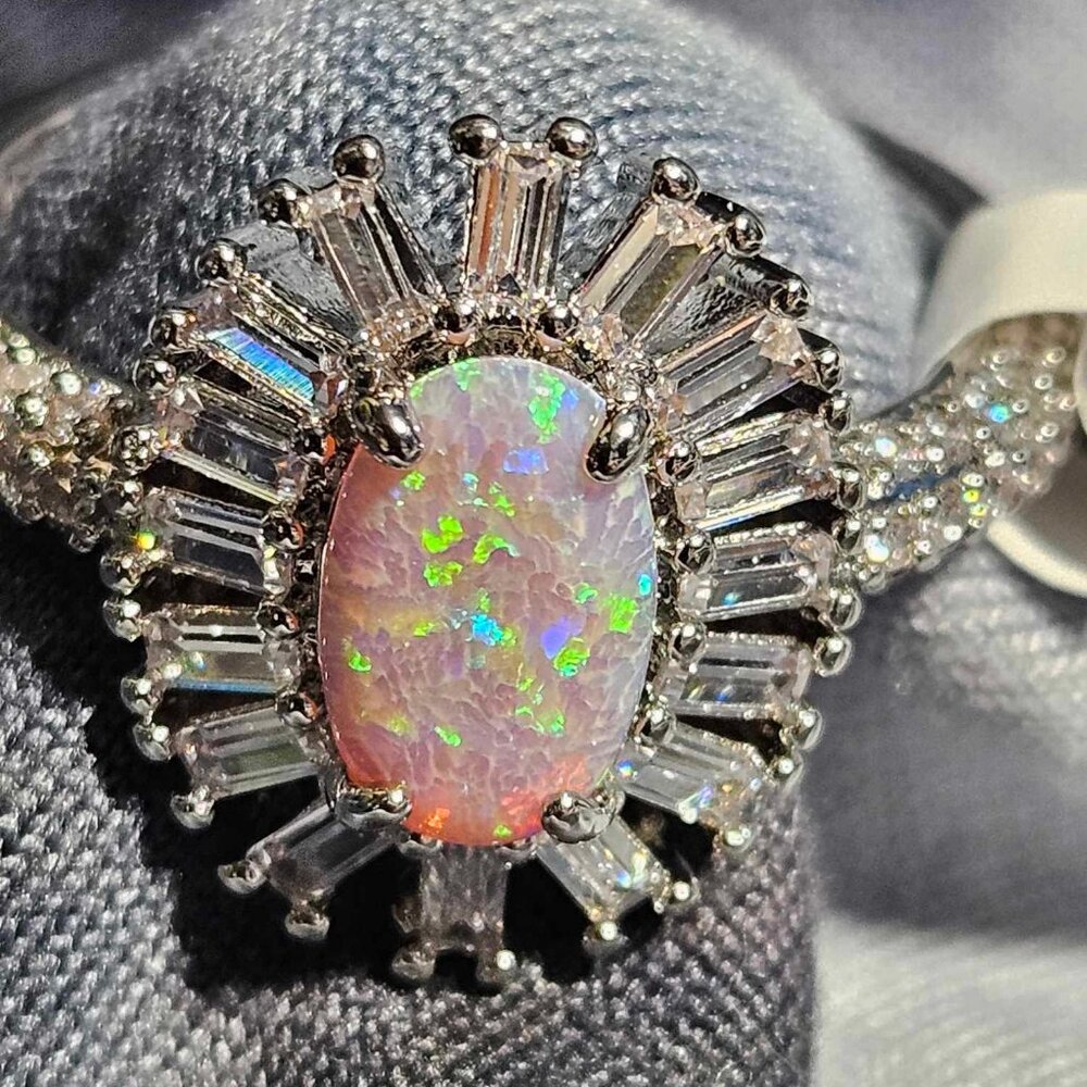 4150 Sparkling Gaze Size 10